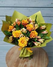 Букет цветов из:  Альстромерии и Розы в Новочеркасске