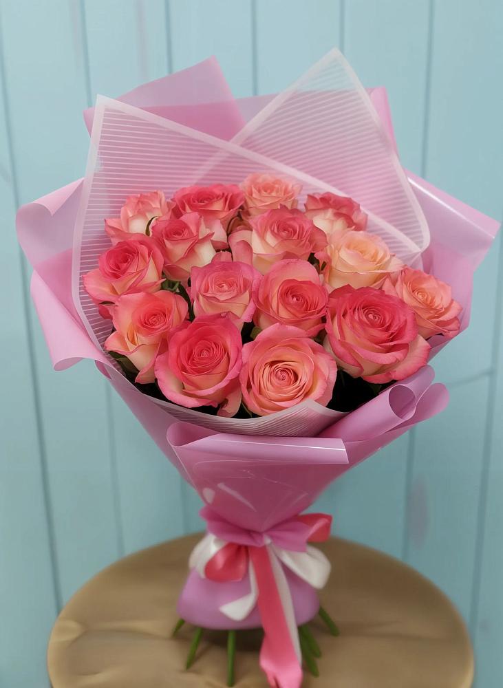 Букет 15 Розовых роз Равель в Новочеркасске