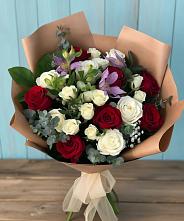 Букет цветов из:  Розы и Альстромерии в Новочеркасске