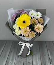 Букет цветов из:  Розы, Герберы и Хризантемы в Новочеркасске