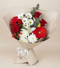 Букет цветов из:  Розы, Хризантемы, Герберы и Лилии в Новочеркасске