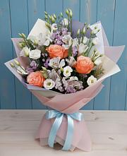Букет цветов из:  Лизиантусы, Розы, Альстромерии и Гипсофила #REPLACE_PRED# Новочеркасске