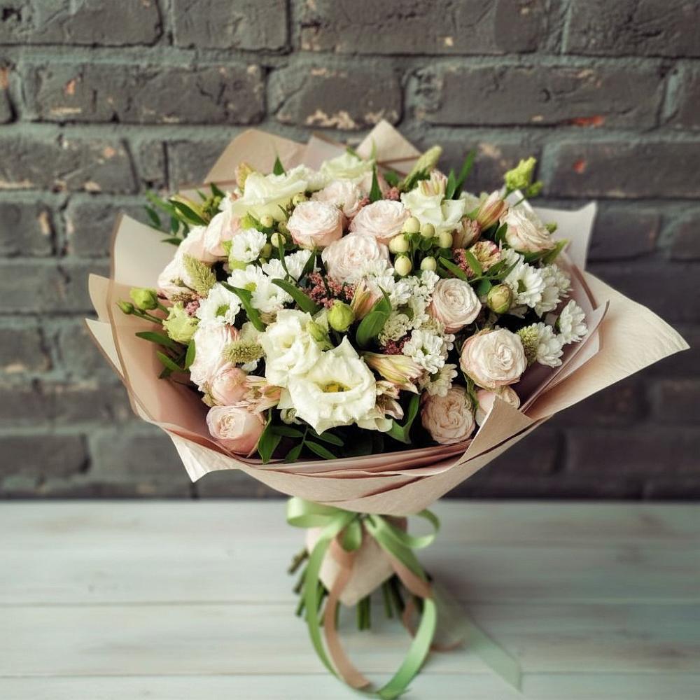 Букет цветов из: Альстромерии, Розы и Хризантемы в Новочеркасске