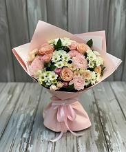 Букет цветов из:  Гвоздики, Розы и Хризантемы в Новочеркасске