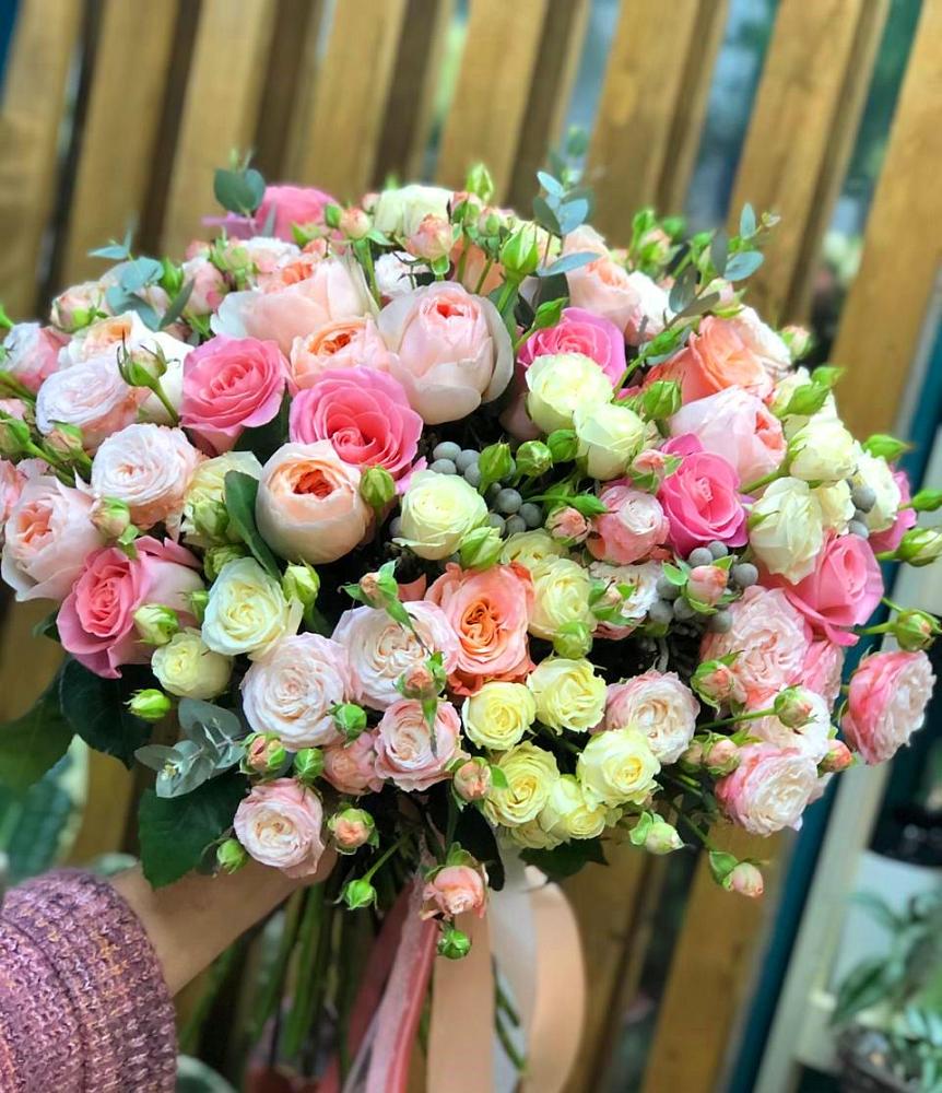 Букет цветов из: Розы в Новочеркасске