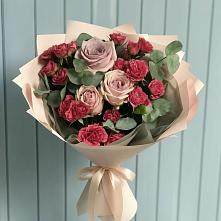 Букет цветов из:  Гвоздики и Розы в Новочеркасске