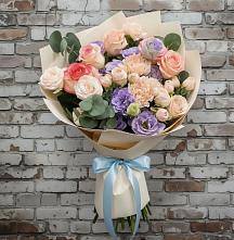 Букет цветов из:  Розы, Лизиантусы и Гвоздики #REPLACE_PRED# Новочеркасске