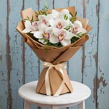 Букет цветов из:  Орхидеи и Розы #REPLACE_PRED# Новочеркасске